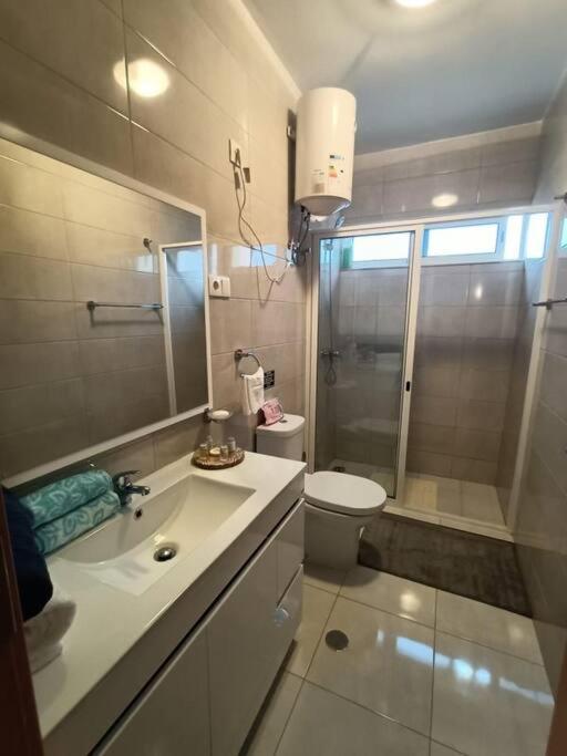 New, Modern, And Cozy 3 Bedroom Apartment. Санта Мария Екстериор снимка